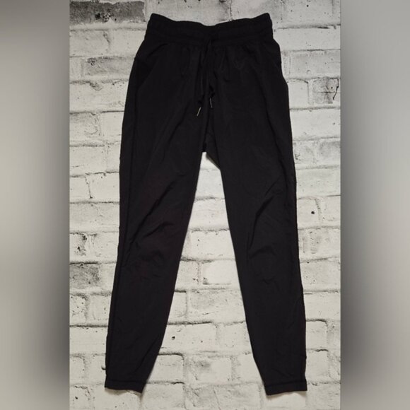 Lululemon Lightweight Jogger Pants Black | Size 2 High Rise - Picture 3 of 10